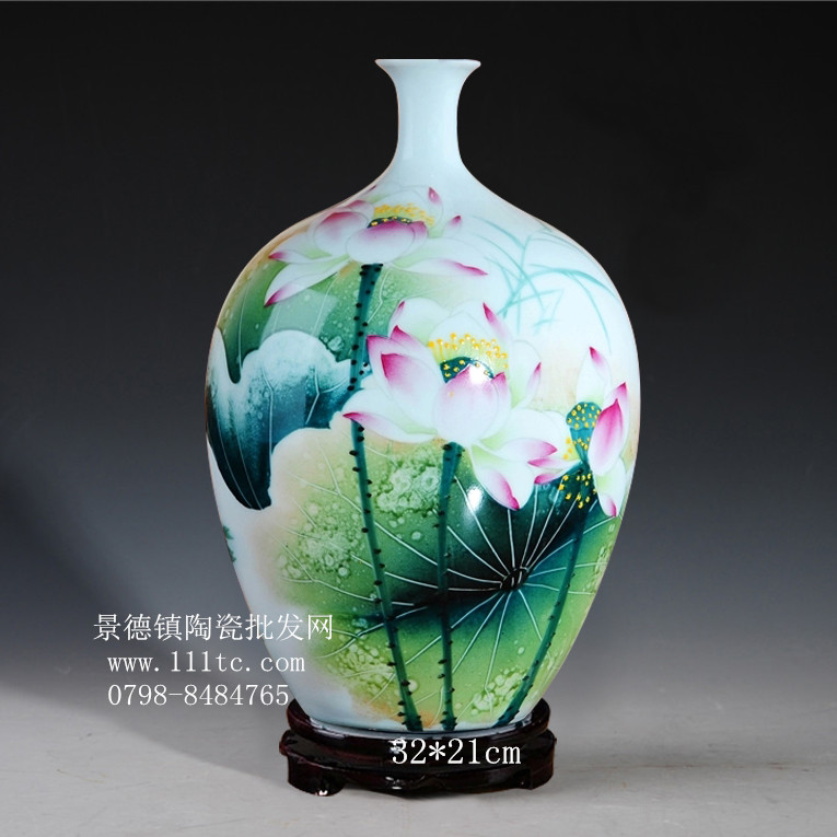 景德镇陶瓷礼品花瓶定做，加企业LOGO标识，可以印字