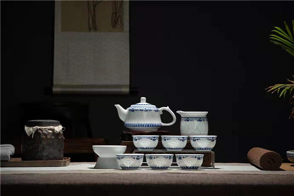 景德镇手绘玲珑茶具