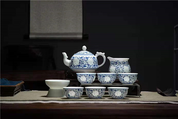景德镇手绘玲珑茶具